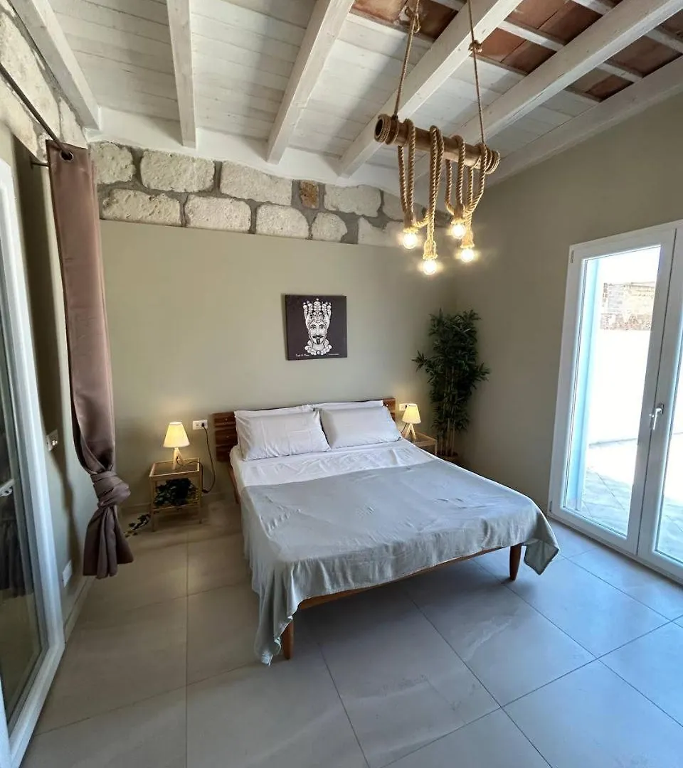 ** Guest house House Orlando Hotel Sferracavallo Italy
