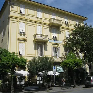 *** Hotel Miramare Italy