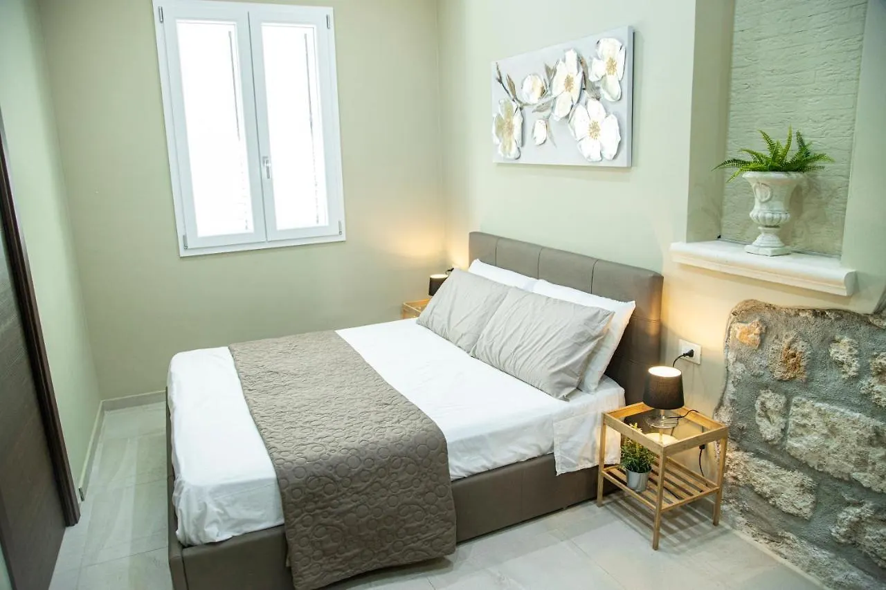 House Orlando Hotel Sferracavallo Guest house